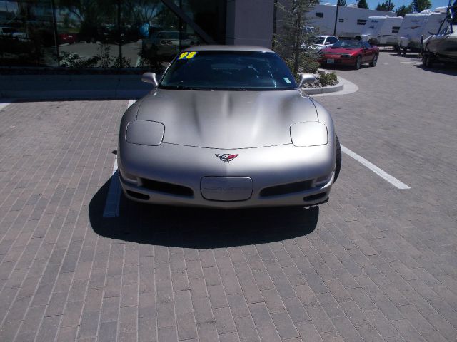 Chevrolet Corvette 1998 photo 3