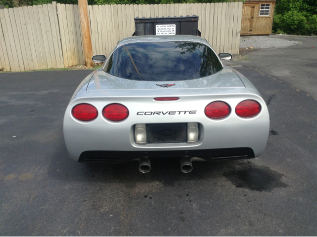 Chevrolet Corvette 1998 photo 1