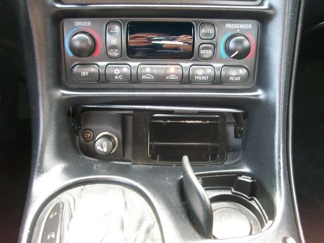 Chevrolet Corvette 1998 photo 18