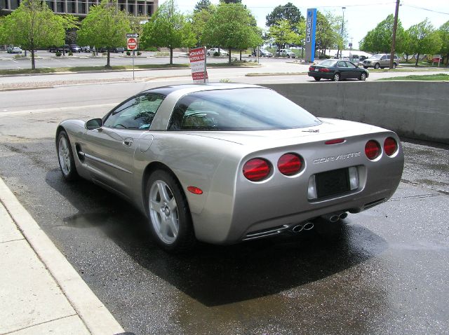 Chevrolet Corvette 1999 photo 4