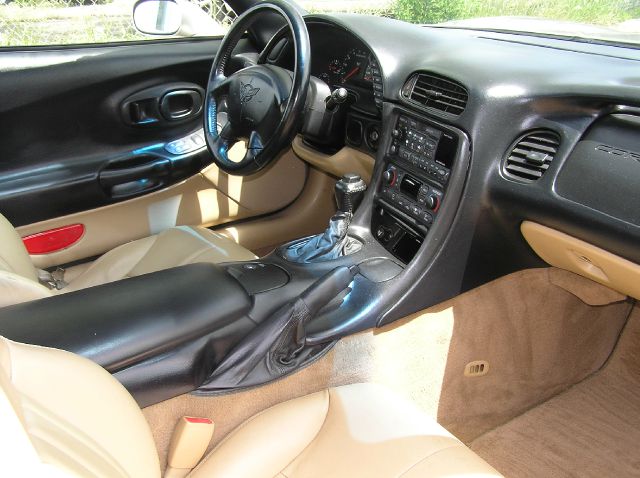 Chevrolet Corvette 1999 photo 9