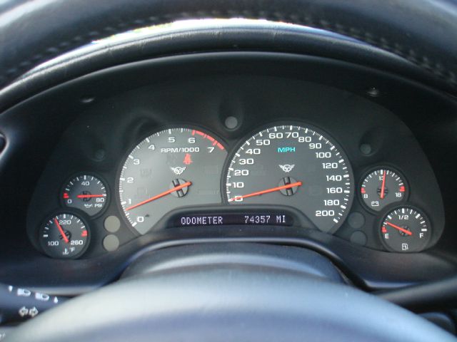 Chevrolet Corvette 1999 photo 12