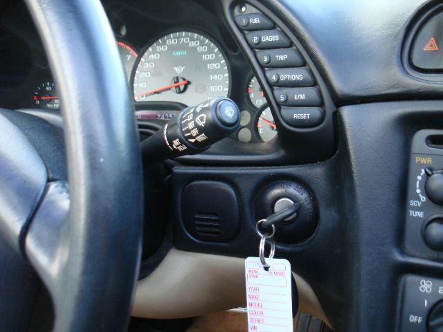 Chevrolet Corvette 1999 photo 2