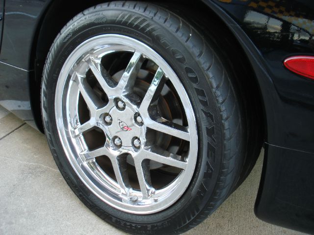 Chevrolet Corvette 1999 photo 4