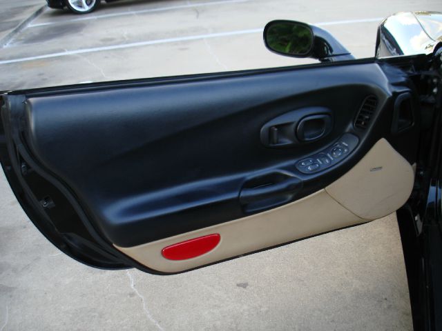 Chevrolet Corvette 1999 photo 9