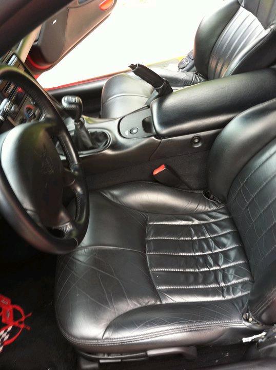 Chevrolet Corvette 1999 photo 1