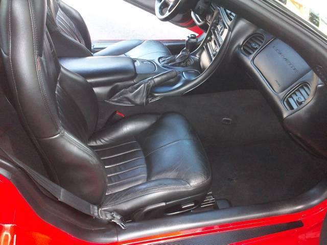 Chevrolet Corvette 2000 photo 4