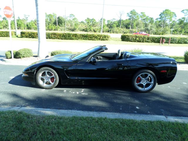 Chevrolet Corvette 2000 photo 2