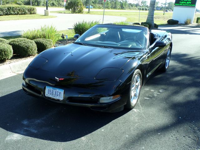 Chevrolet Corvette 2000 photo 3