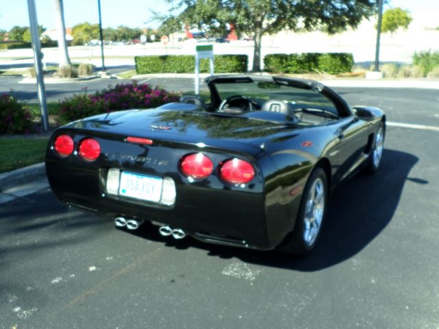Chevrolet Corvette 2000 photo 4
