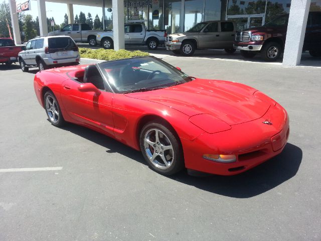 Chevrolet Corvette 2000 photo 2