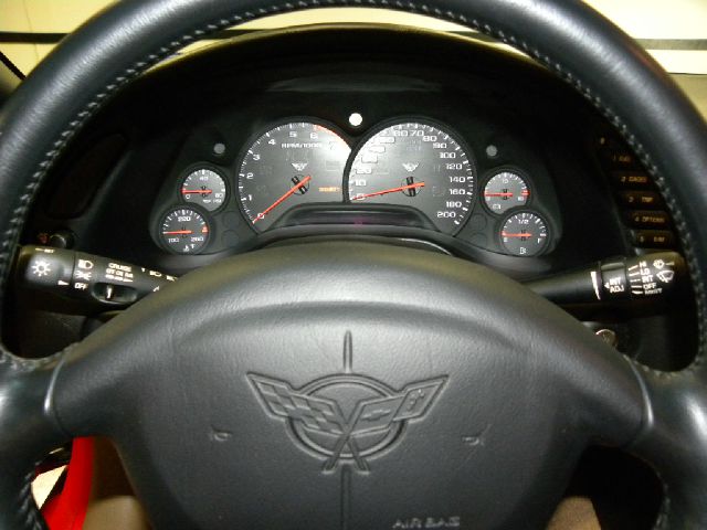 Chevrolet Corvette 2000 photo 15