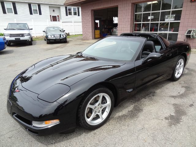 Chevrolet Corvette 2000 photo 19