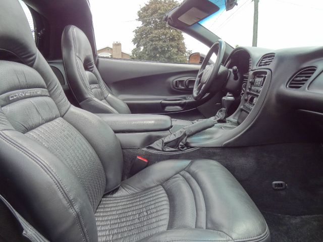 Chevrolet Corvette 2000 photo 7