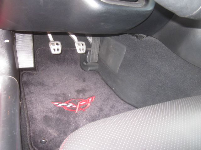 Chevrolet Corvette 2000 photo 8