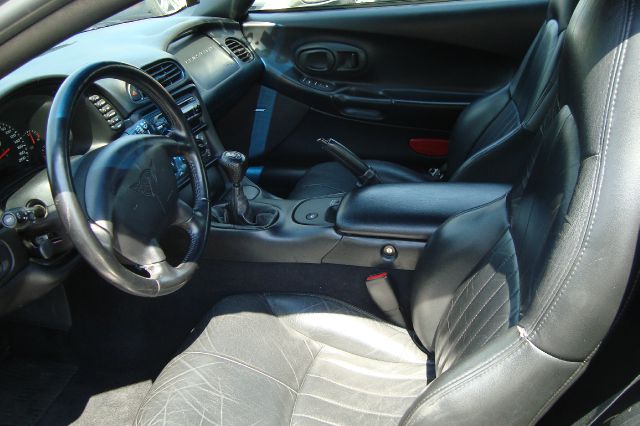 Chevrolet Corvette 2000 photo 3