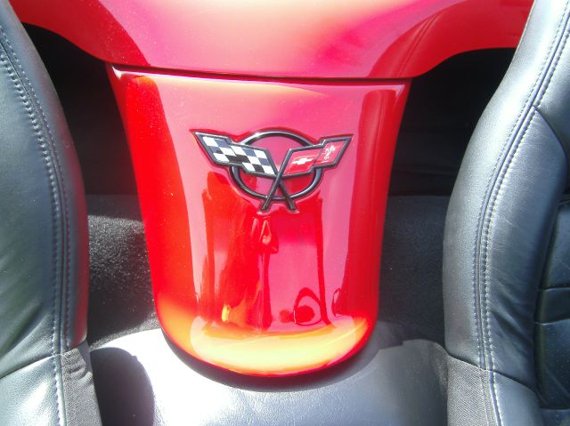 Chevrolet Corvette 2001 photo 10