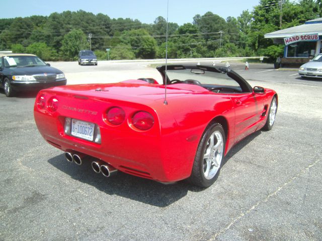 Chevrolet Corvette 2001 photo 15