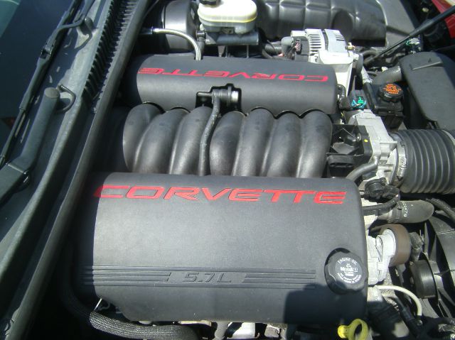 Chevrolet Corvette 2001 photo 18