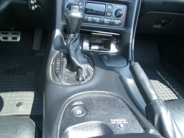 Chevrolet Corvette 2001 photo 20