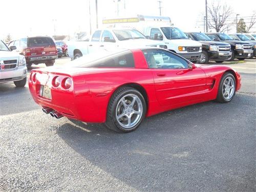 Chevrolet Corvette 2001 photo 1