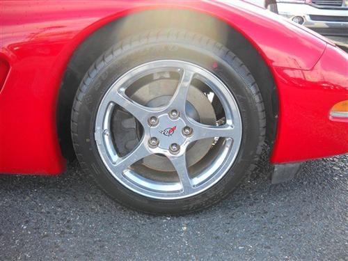 Chevrolet Corvette 2001 photo 4