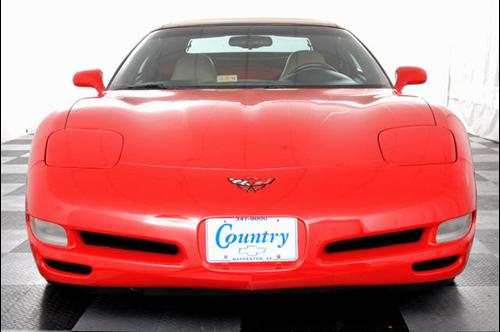 Chevrolet Corvette 2001 photo 1