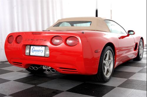 Chevrolet Corvette 2001 photo 3