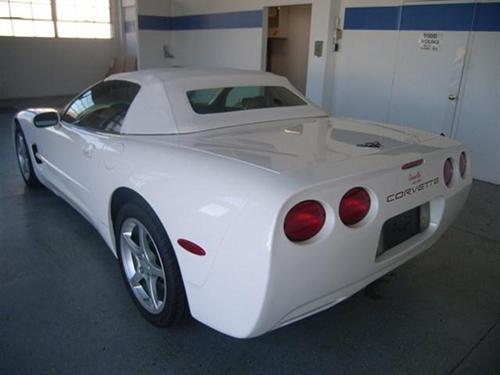 Chevrolet Corvette 2001 photo 3