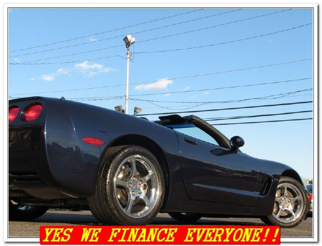 Chevrolet Corvette 2001 photo 6