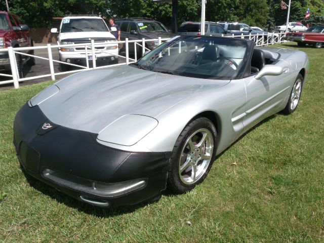 Chevrolet Corvette 2001 photo 2