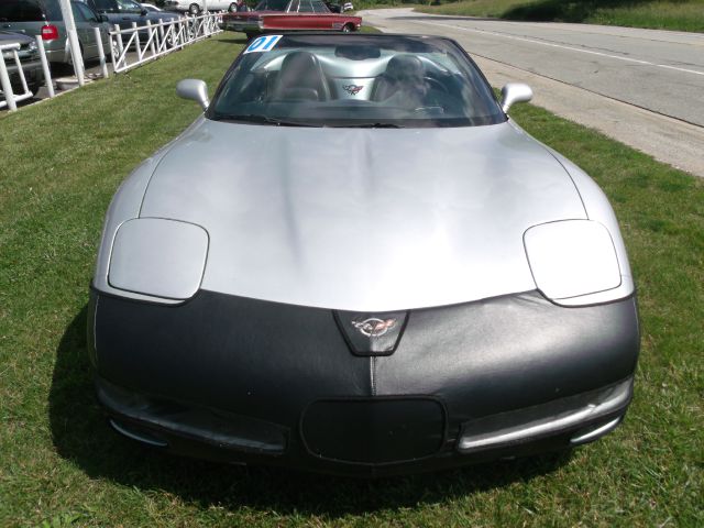 Chevrolet Corvette 2001 photo 4