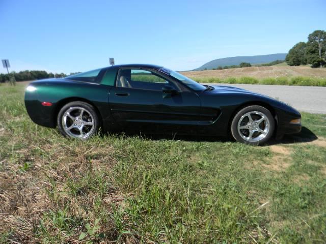 Chevrolet Corvette 2001 photo 5