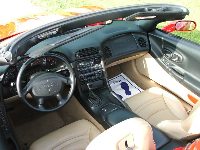 Chevrolet Corvette 2002 photo 10