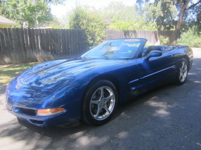Chevrolet Corvette 2002 photo 2