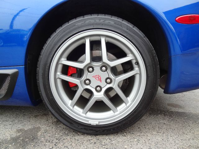 Chevrolet Corvette 2002 photo 22