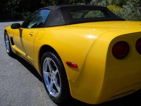 Chevrolet Corvette 2002 photo 2
