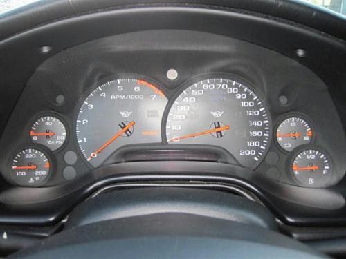 Chevrolet Corvette 2002 photo 2