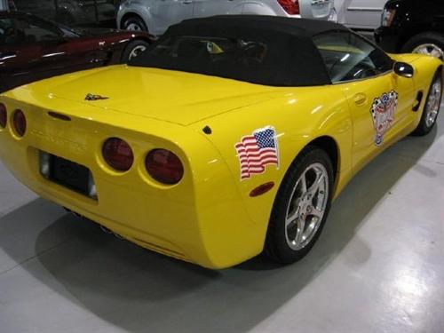 Chevrolet Corvette 2002 photo 2