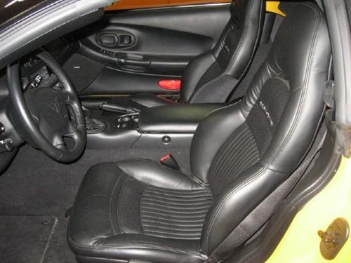 Chevrolet Corvette 2002 photo 3