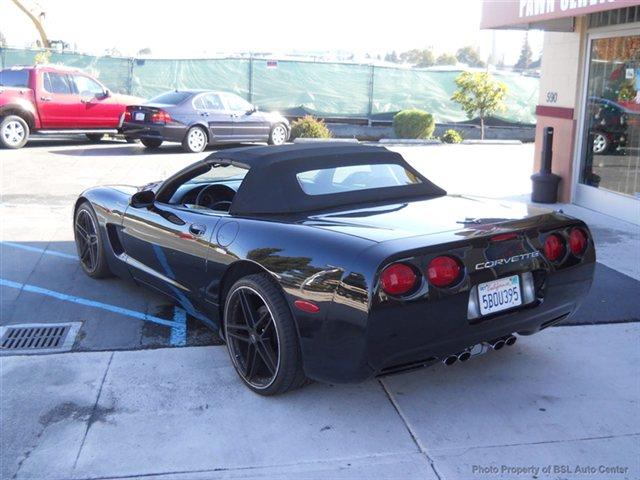 Chevrolet Corvette 2002 photo 27