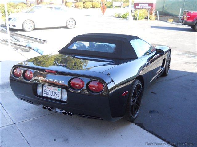 Chevrolet Corvette 2002 photo 28