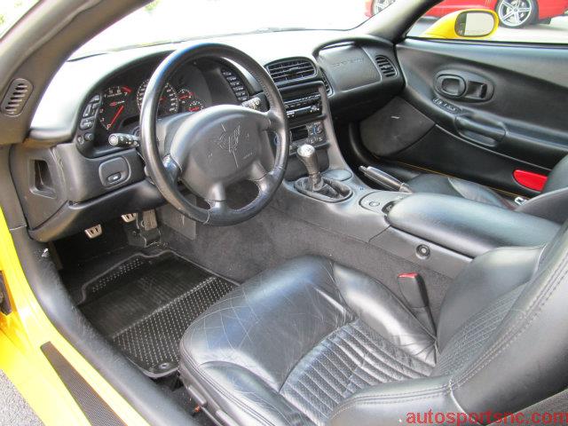 Chevrolet Corvette 2002 photo 7