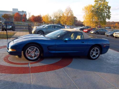 Chevrolet Corvette 2002 photo 1