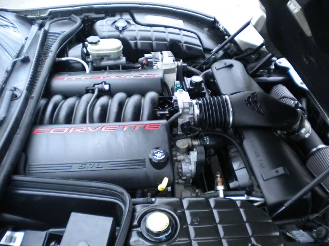 Chevrolet Corvette 2002 photo 16