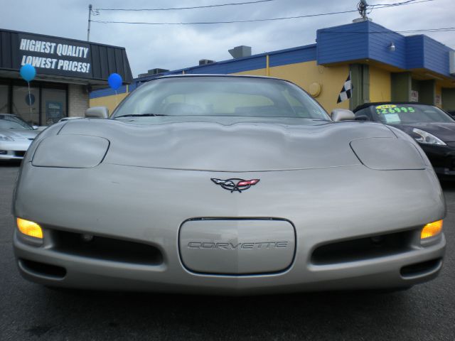 Chevrolet Corvette 2002 photo 28