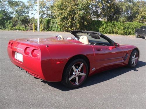 Chevrolet Corvette 2002 photo 3