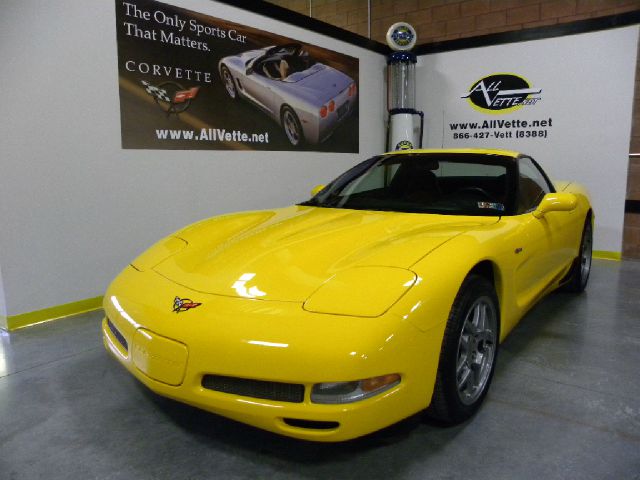Chevrolet Corvette 2002 photo 3