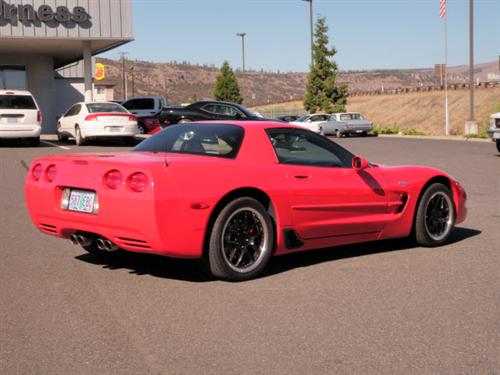 Chevrolet Corvette 2002 photo 4