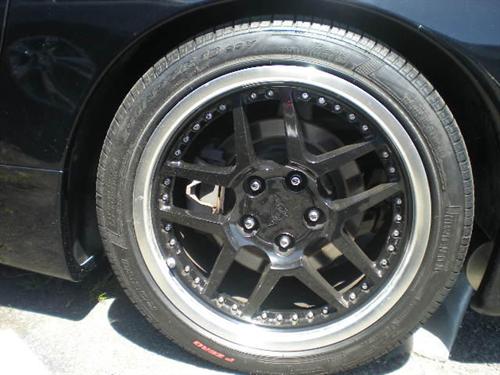 Chevrolet Corvette 2003 photo 2